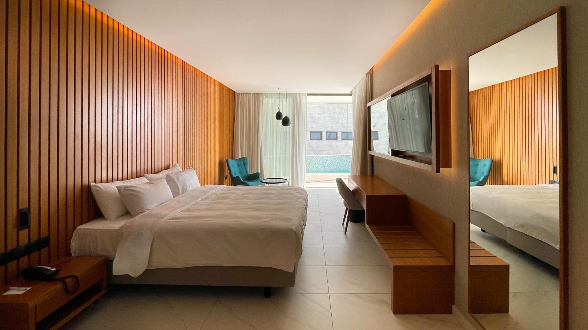 Radisson Beach Resort Ларнака Экстерьер фото